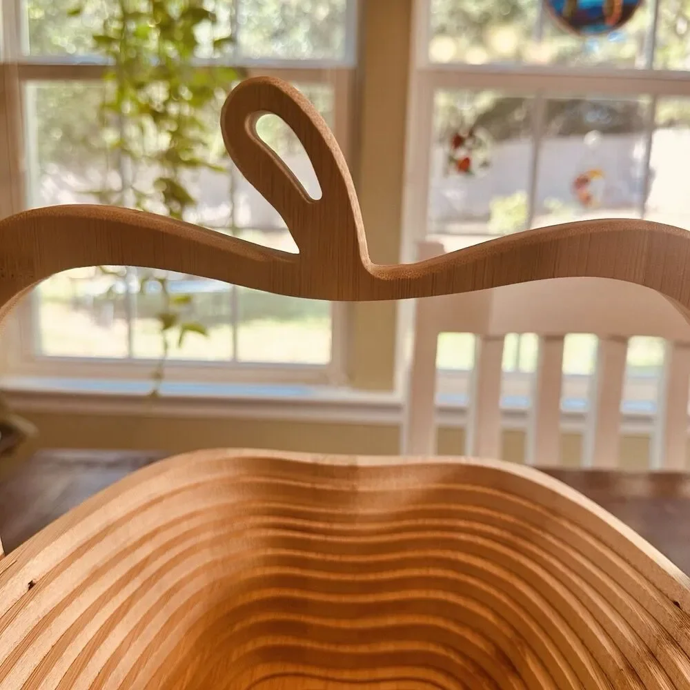 Collapsible Bamboo Fruit Basket Apple Shaped Folding Wood Bowl Trivet VTG Style